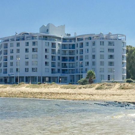 Ocean Breeze Hotel Strand Eksteriør billede