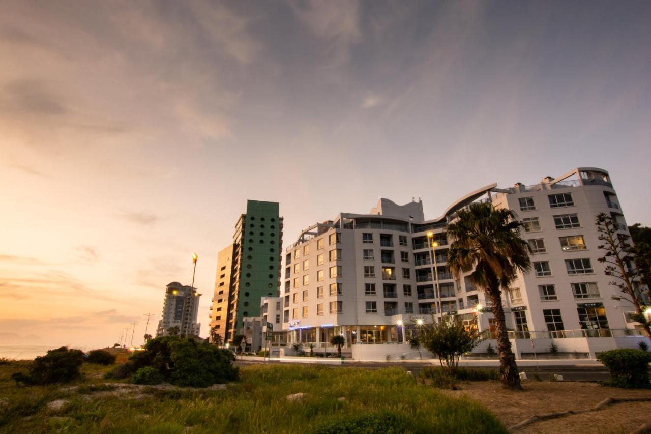 Ocean Breeze Hotel Strand Eksteriør billede