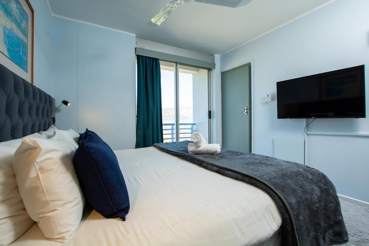 Ocean Breeze Hotel Strand Eksteriør billede