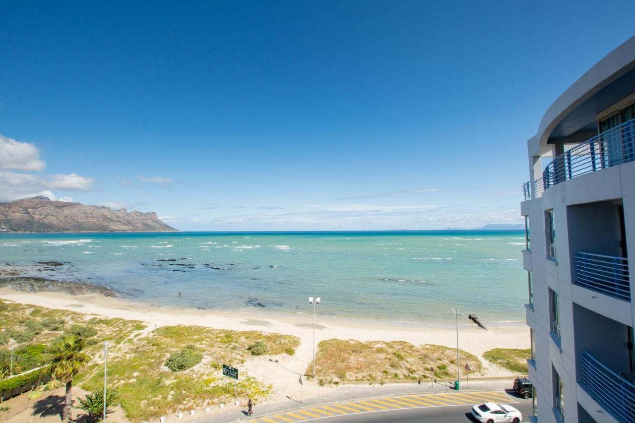 Ocean Breeze Hotel Strand Eksteriør billede
