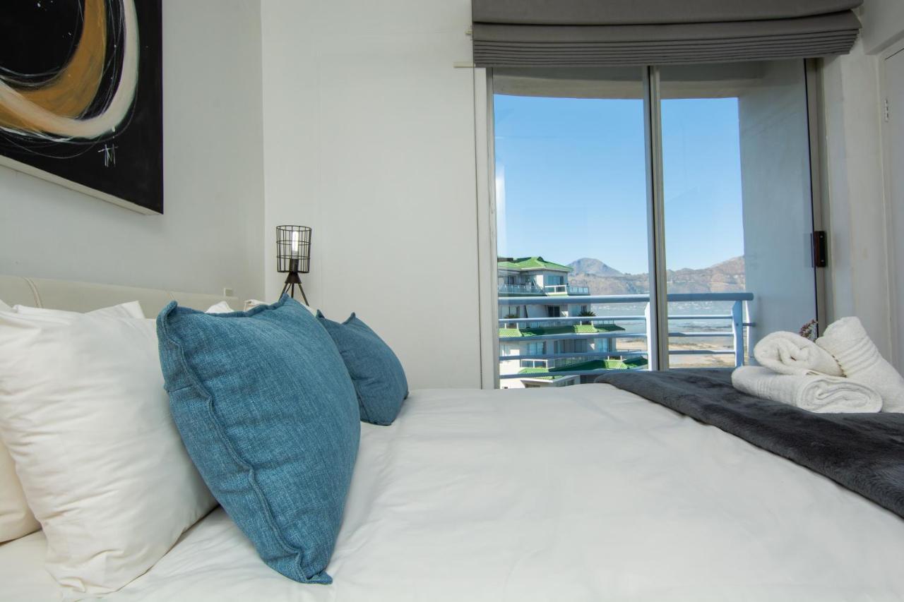 Ocean Breeze Hotel Strand Eksteriør billede